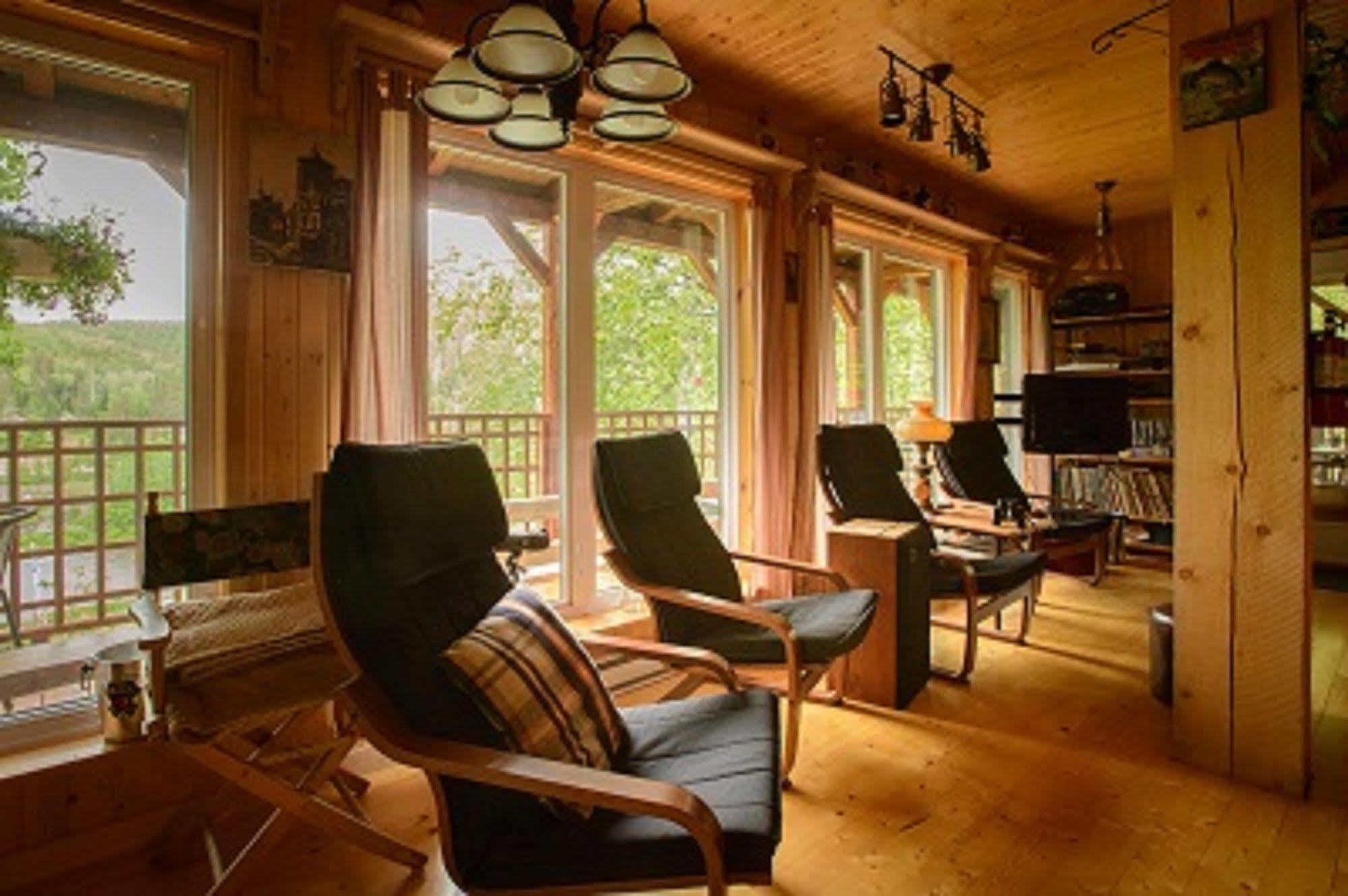 Auberge De La Riviere Matapedia - Matapedia River Lodge Routhierville Exterior photo